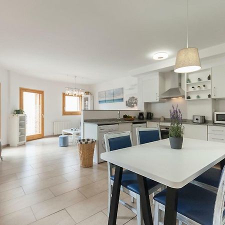 Lets Holidays Mediterranean Apartment 3 Minutes To The Beach 3 توسا ذي مار المظهر الخارجي الصورة