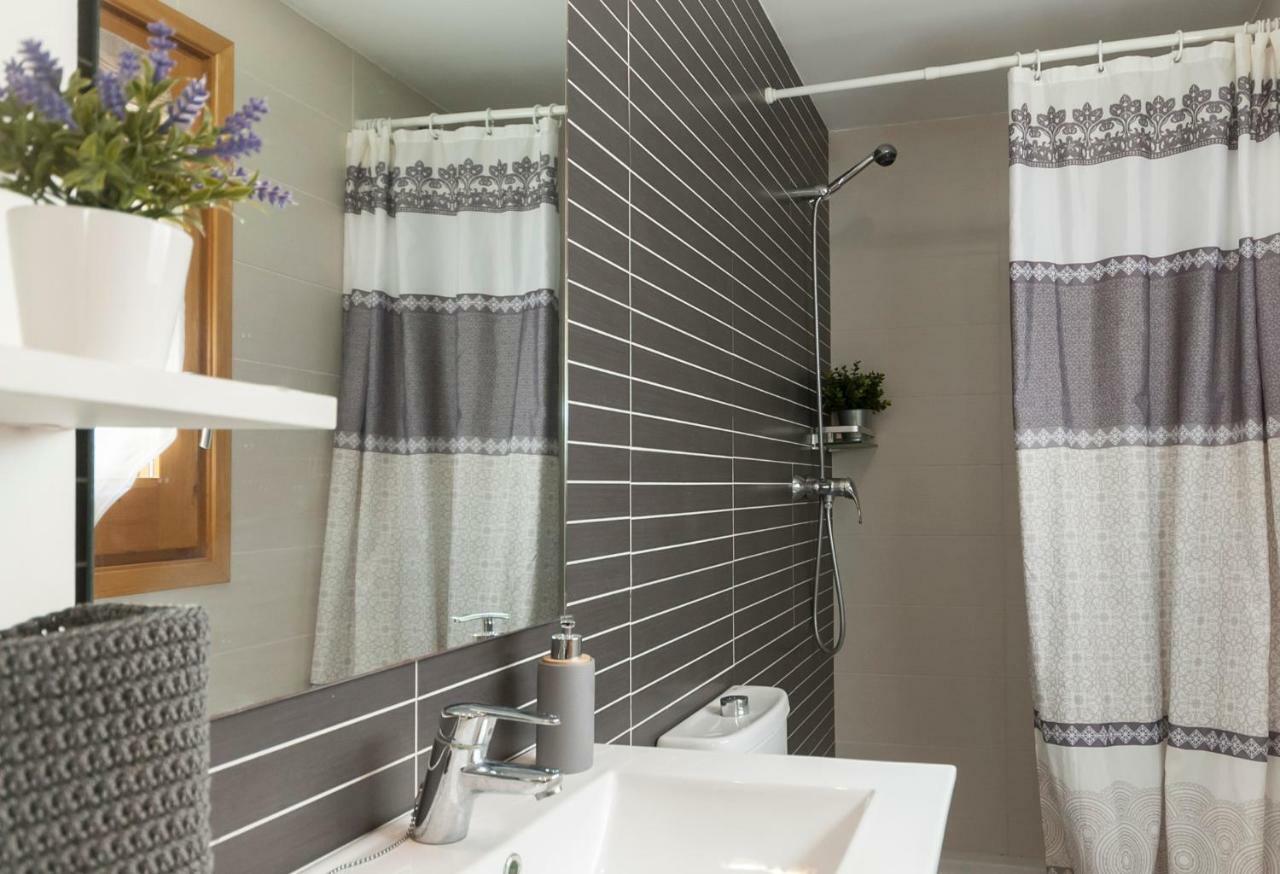 Lets Holidays Mediterranean Apartment 3 Minutes To The Beach 3 توسا ذي مار المظهر الخارجي الصورة